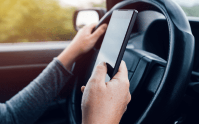 Distracted Driving in Ontario: Ontario Hands-free Driving Law